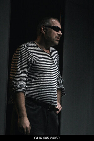 Budapest, 2009.05.12.
Lars von Trier - Christian Lollike: Dogville című darabjának bemutatója a Bárka Színházban Anger Zsolt rendezésésben.

A képen: Ilyés Róbert-stock-foto