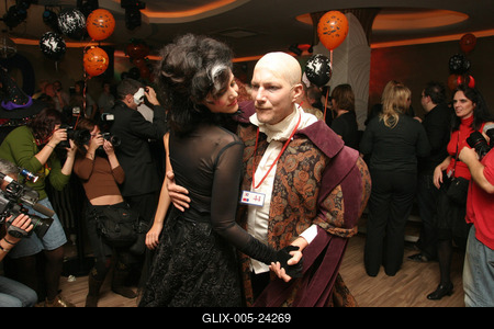 Halloween parti Barátok közt-stock-foto