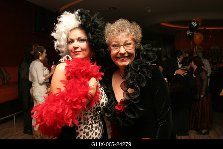 Halloween parti Barátok közt-stock-foto