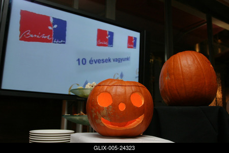 Halloween parti Barátok közt-stock-foto