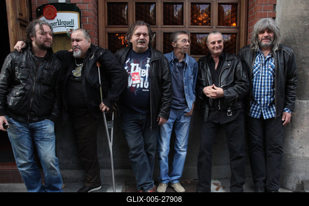 Hobo Blues Band: Halj
meg és nagy leszel!-stock-foto