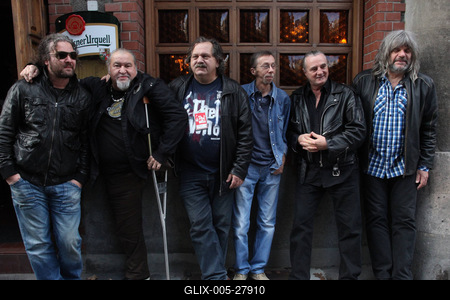 Hobo Blues Band: Halj
meg és nagy leszel!-stock-foto