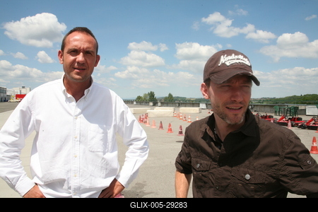 Kisasszony lány rács 2010-stock-foto