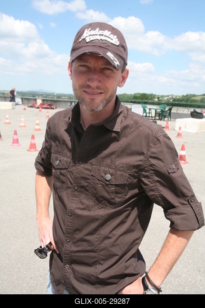 Kisasszony lány rács 2010-stock-foto