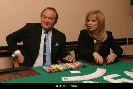 Kordáék a Föld körül-stock-foto