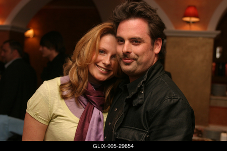 Kordáék a Föld körül-stock-foto