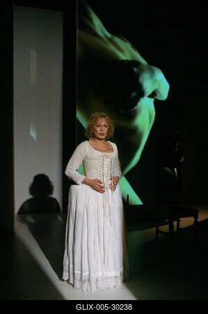 Dacia Maraini: A Királynő teste-stock-foto