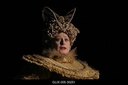 Dacia Maraini: A Királynő teste-stock-foto