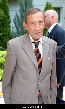 Antal Imre 72 éves-stock-foto