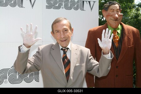 Antal Imre 72 éves-stock-foto