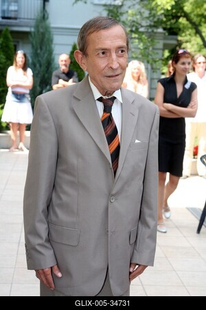 Antal Imre 72 éves-stock-foto