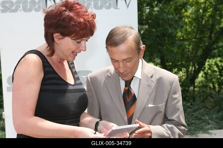 Antal Imre 72 éves-stock-foto