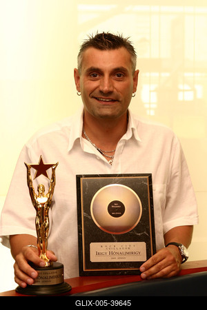 Az Irigy Hónaljmirigy felkerül a csillagok falára-stock-foto