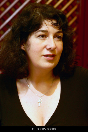 Joanne Harris Szentendrén mutatta be új könyveit-stock-foto