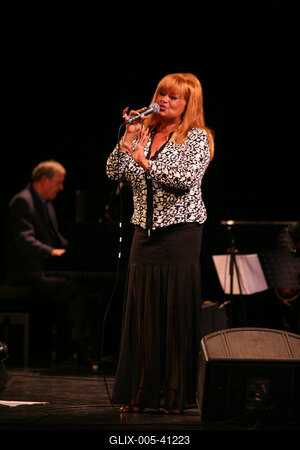 Retro Dívák koncert az Urániában-stock-foto