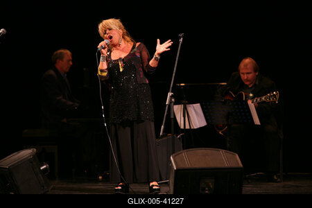 Retro Dívák koncert az Urániában-stock-foto