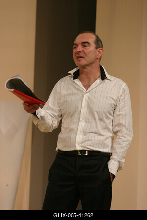 Bernard Slade: Romantikus komédia-stock-foto