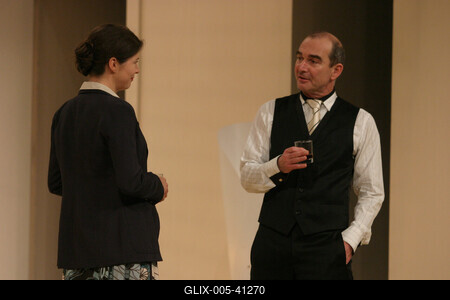 Bernard Slade: Romantikus komédia-stock-foto