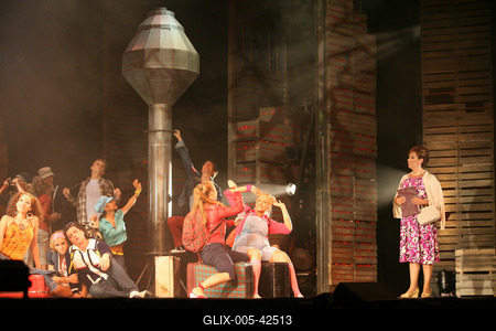 Szép nyári nap az Operettszínházban-stock-foto