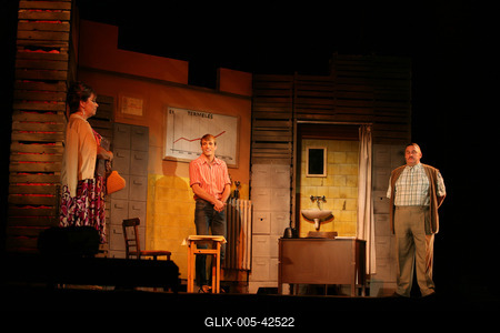 Szép nyári nap az Operettszínházban-stock-foto