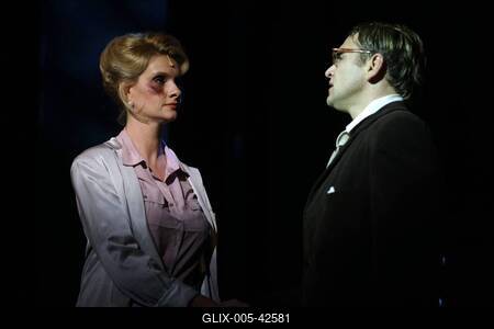 Fényes Szabolcs – Bacsó Péter - G. Dénes György: Szerdán tavasz lesz!-stock-foto