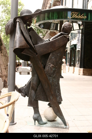 Hofi-szobor a Nagymező utcában-stock-foto