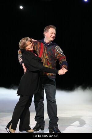 Bemutatkoztak a 'Sztárok a jégen' című műsornak a szereplői-stock-foto