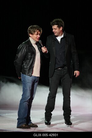 Bemutatkoztak a 'Sztárok a jégen' című műsornak a szereplői-stock-foto