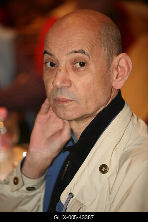 Táncdalénekesek, zenészek a Remízben-stock-foto