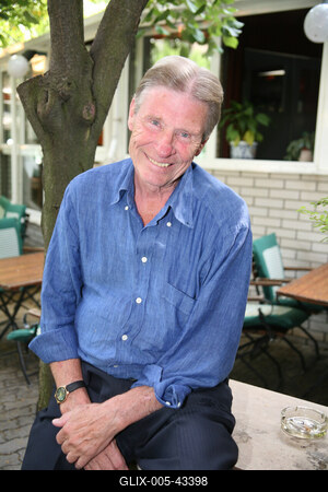 Táncdalénekesek, zenészek a Remízben-stock-foto