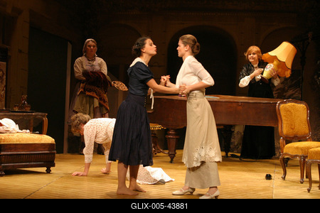 Heltai Jenő: A Tündérlaki lányok-stock-foto