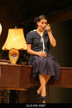 Heltai Jenő: A Tündérlaki lányok-stock-foto