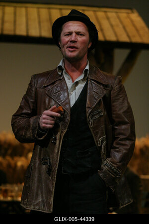 Móricz Zsigmond: Úri muri-stock-foto