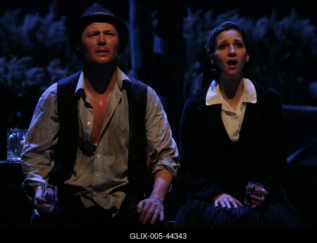 Móricz Zsigmond: Úri muri-stock-foto