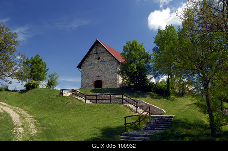 Örvényesi templomrom-stock-foto