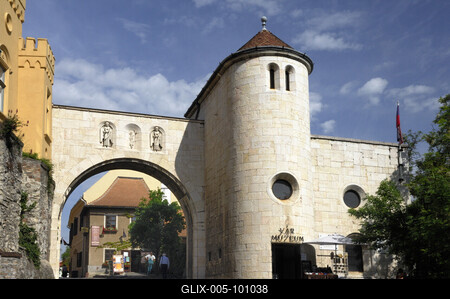 Veszprém, Hősök Kapuja-stock-foto