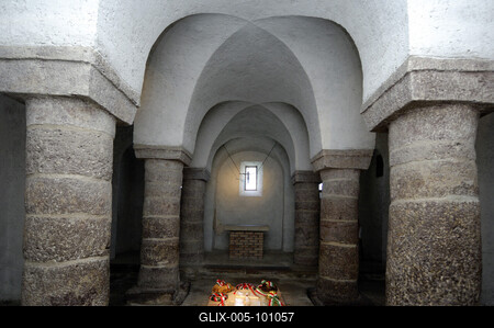 Tihany, I. András sírja-stock-foto