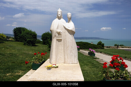 Tihany, I. András és felesége szobra-stock-foto