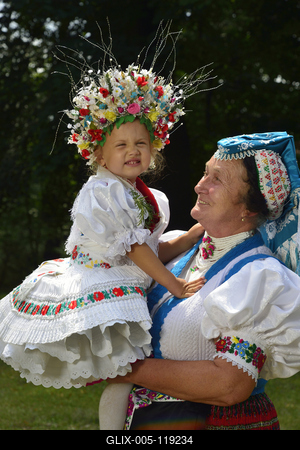 Rimóci palóc népviselet.-stock-foto