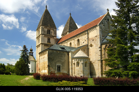 Jáki templom-stock-foto