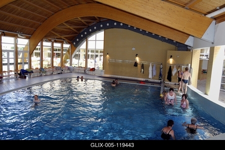 A Büki Gyógyfürdő-stock-foto