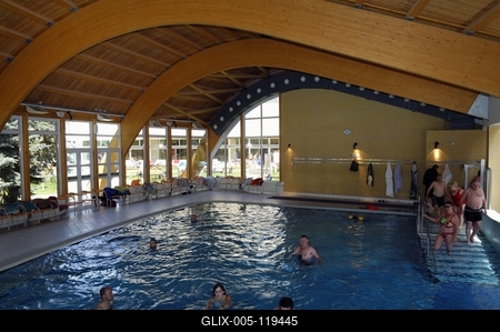 A Büki Gyógyfürdő-stock-foto