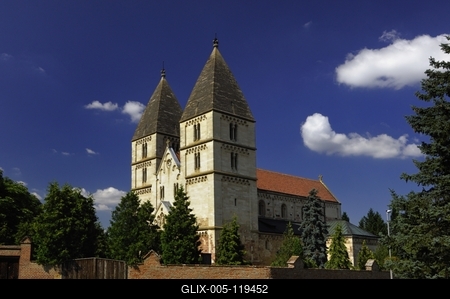 Jáki templom-stock-foto