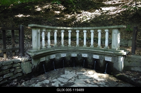 Hétforrás (Kőszegi-hegység)-stock-foto