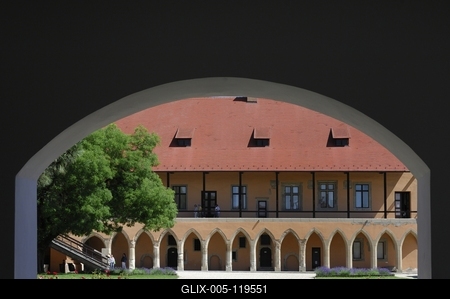 A gótikus Püspöki palota az egri várban-stock-foto