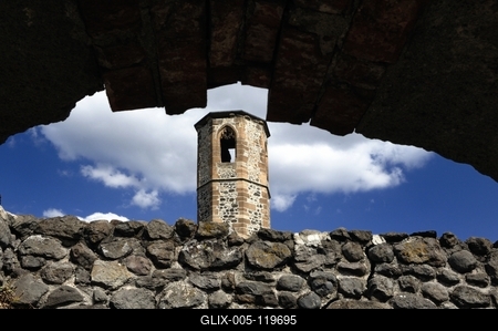 Kisnánai vár-stock-foto