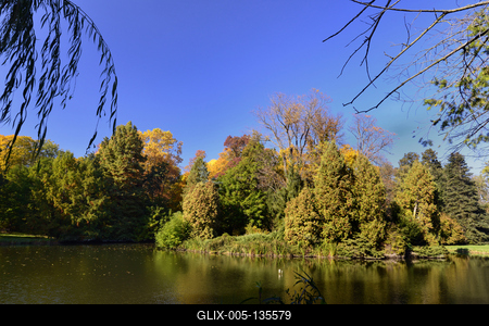 Vácrátót-stock-foto