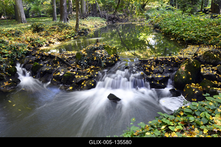 Vácrátót-stock-foto