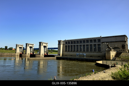 Tiszalöki Vízerőmű-stock-foto