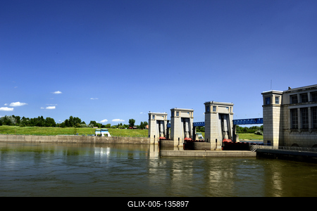 Tiszalöki Vízerőmű-stock-foto